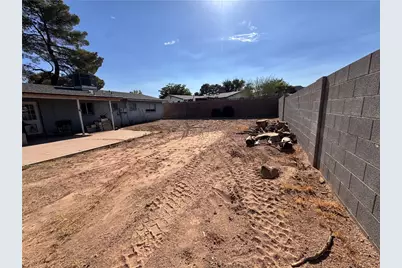 975 Crestwood Drive, Kingman, AZ 86409 - Photo 44