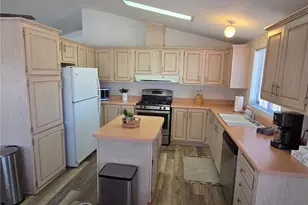 2140 Whitewater Dr, Bullhead City, AZ 86442 - Photo 8