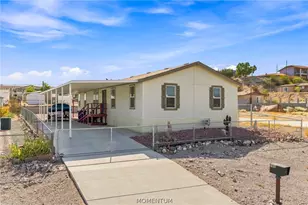 192 Hacienda Loop, Bullhead City, AZ 86429 - Photo 2