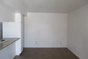 5090 La Calzada Unit B, Fort Mohave, AZ 86426 - Photo 2
