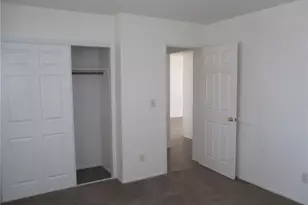 5090 La Calzada Unit B, Fort Mohave, AZ 86426 - Photo 8