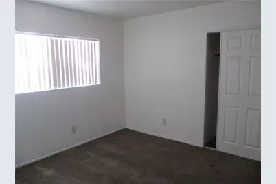 5090 La Calzada Unit B, Fort Mohave, AZ 86426 - Photo 10