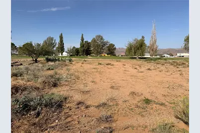 9729 N Pebble Drive, Kingman, AZ 86401 - Photo 2