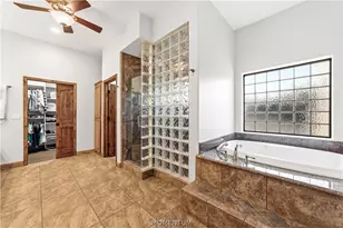 625 Country Club Dr, Kingman, AZ 86401 - Photo 30