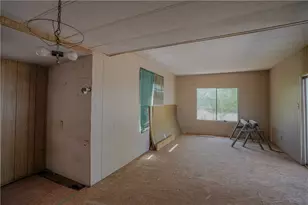10042 S Rincon Dr, Mohave Valley, AZ 86440 - Photo 6