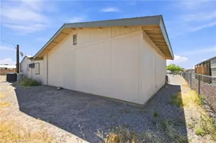 649 Mimosa Trail, Bullhead City, AZ 86442 - Photo 34