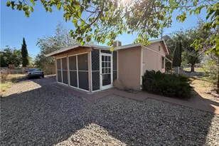 3539 E Warbler Ln, Kingman, AZ 86409 - Photo 4