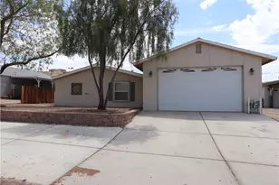 1660 Nottingham Dr, Bullhead City, AZ 86442 - Photo 2