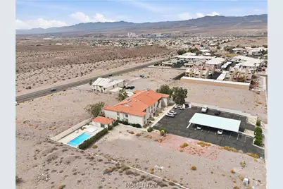 3408 Sunriver Road #B2, Bullhead City, AZ 86429 - Photo 2