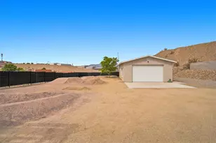 3805 Nancy St, Bullhead City, AZ 86442 - Photo 42