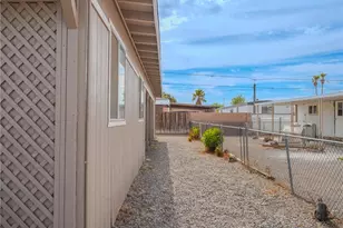 1846 Monterey Dr, Bullhead City, AZ 86442 - Photo 32