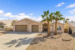 1966 E Pyramid Lake Pl, Fort Mohave, AZ 86426 - Photo 2