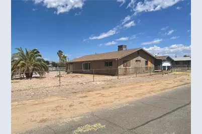 1560 Opal Lane, Bullhead City, AZ 86442 - Photo 2
