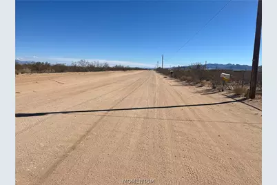 5485 and 5490 N Laguna Road, Golden Valley, AZ 86413 - Photo 80