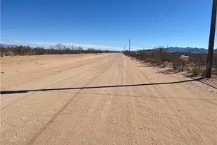 5485 and 5490 N Laguna Rd, Golden Valley, AZ 86413 - Photo 80