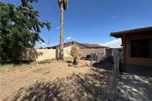2610 Sierra Ln, Kingman, AZ 86401 - Photo 10