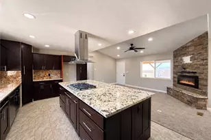 2442 E Blackfoot Rd, Fort Mohave, AZ 86426 - Photo 6
