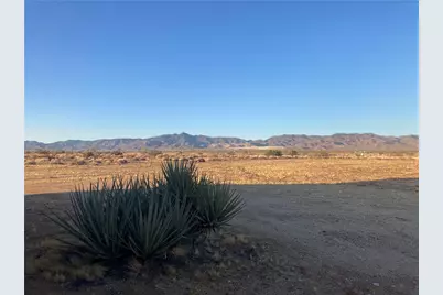 6585 W McElmo Dr Drive, Golden Valley, AZ 86413 - Photo 14