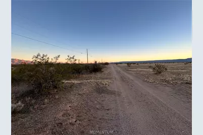 215-09-014C Centennial, Golden Valley, AZ 86413 - Photo 1