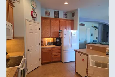 2842 Fort Silver Drive, Bullhead City, AZ 86429 - Photo 10