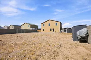 574 Holly St, Bullhead City, AZ 86442 - Photo 48