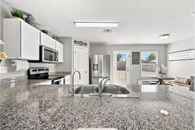 574 Holly Street, Bullhead City, AZ 86442 - Photo 14