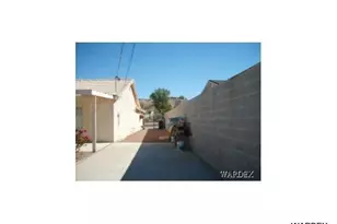 1803 Escalera Circle Circle, Bullhead City, AZ 86442 - Photo 4