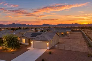 479 S Gln Cyn Rd, Golden Valley, AZ 86413 - Photo 2