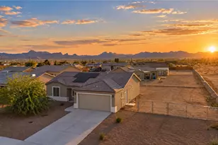 479 S Gln Cyn Rd, Golden Valley, AZ 86413 - Photo 4