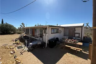 16676 N Kingman Dr, Dolan Springs, AZ 86441 - Photo 14