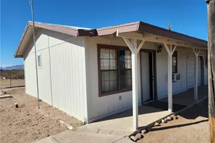 709 S Estrella Rd, Golden Valley, AZ 86413 - Photo 16