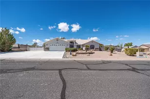 2771 Pinto Cir, Kingman, AZ 86401 - Photo 2