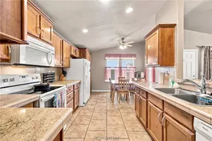2350 Adobe Rd, Bullhead City, AZ 86442 - Photo 14