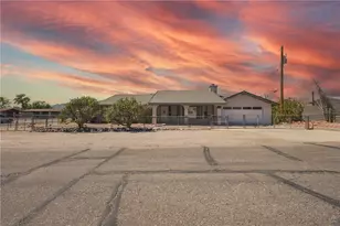 1083 Rosebud Dr, Bullhead City, AZ 86442 - Photo 1