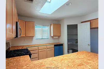921 Holly Street, Bullhead City, AZ 86442 - Photo 20