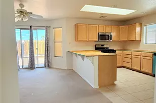 921 Holly St, Bullhead City, AZ 86442 - Photo 12