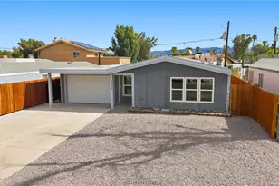 2403 Castle Rock Cir, Bullhead City, AZ 86442 - Photo 34