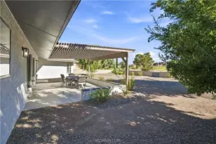 390 Greenway Dr, Kingman, AZ 86401 - Photo 38