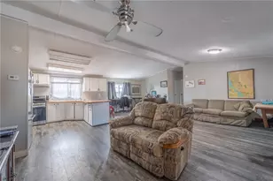 1886 Avalon Dr, Bullhead City, AZ 86442 - Photo 4