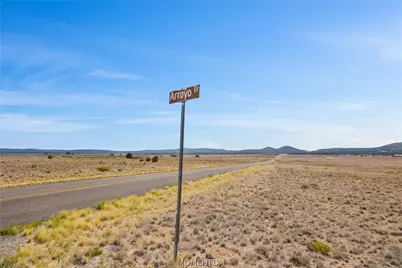 53177 N Arroyo Drive, Seligman, AZ 86337 - Photo 32