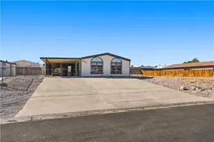 954 Stahlman Dr, Bullhead City, AZ 86442 - Photo 4