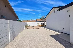 673 Lilac Ln, Bullhead City, AZ 86442 - Photo 4