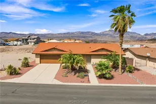 3425 Sunburst Dr, Bullhead City, AZ 86429 - Photo 1