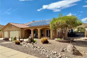 602 Country Club Dr, Kingman, AZ 86401 - Photo 1