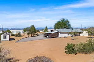 3340 N Hope Rd, Golden Valley, AZ 86413 - Photo 46