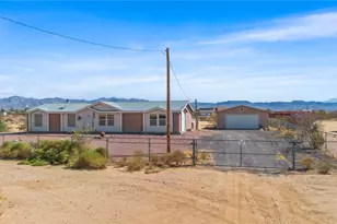 868 S Colorado Rd, Golden Valley, AZ 86413 - Photo 6