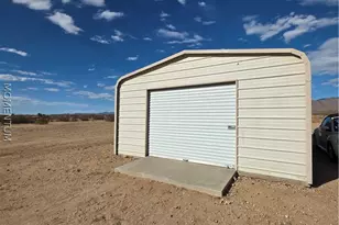 4371 W Belle Dr, Golden Valley, AZ 86413 - Photo 8