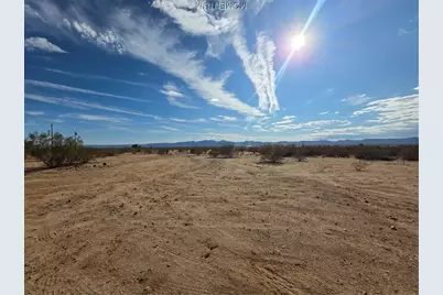 4371 W Belle Drive, Golden Valley, AZ 86413 - Photo 34
