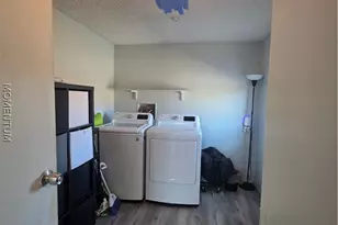 4371 W Belle Dr, Golden Valley, AZ 86413 - Photo 16