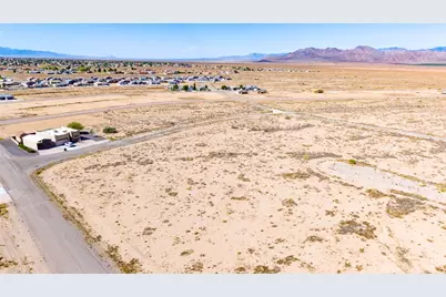 10418 N Horseshoe Court, Kingman, AZ 86401 - Photo 4